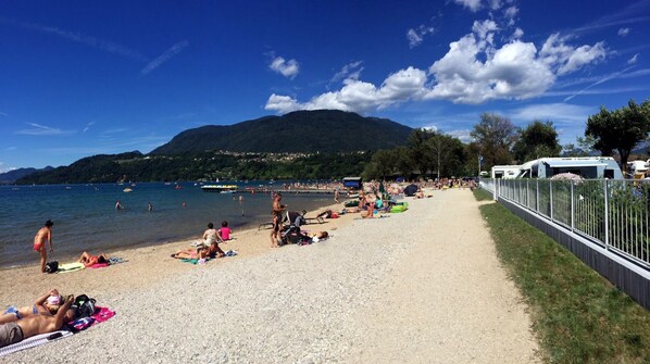 View from property - Camping Punta Lago (Calceranica al Lago)