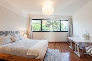 3 bedrooms, individually decorated, individually furnished