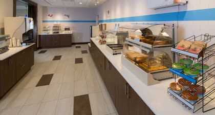 Holiday Inn Express & Suites Millersburg by IHG