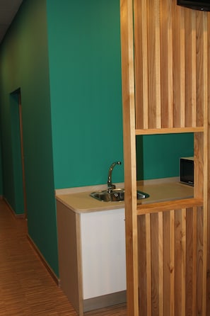 Food court - Hostel Andaina (Sarria)