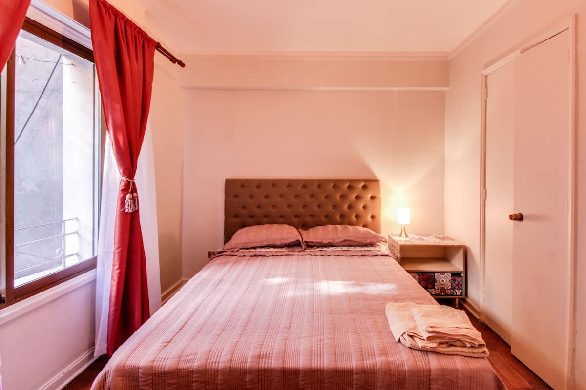 Standard Apartment, Multiple Beds, Non Smoking