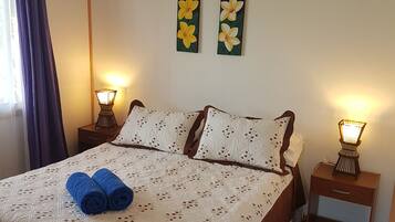 Family Cabin, 2 Bedrooms | 2 bedrooms, blackout curtains, free WiFi, bed sheets