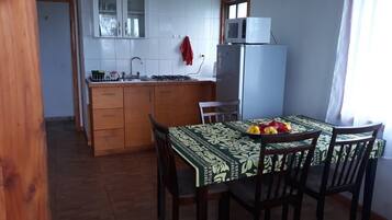 Family Cabin, 2 Bedrooms | Living area | Flat-screen TV