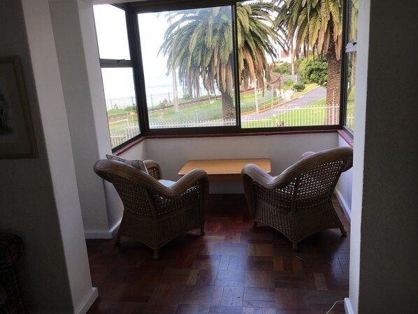 Premier-Apartment, 3 Schlafzimmer | Blick auf die Straße