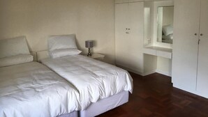 Premier-huoneisto, 3 makuuhuonetta | 3 makuuhuonetta, tallelokero huoneessa, silitysrauta/-lauta