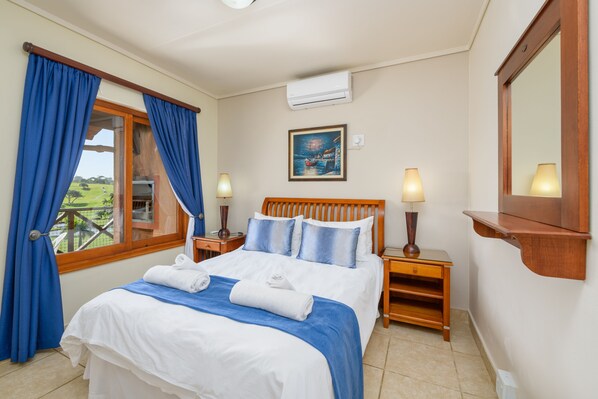 2 bedrooms, in-room safe, iron/ironing board, cribs/infant beds