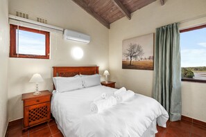 3 habitaciones, cunas, wifi gratis y ropa de cama