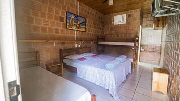 Chambre Familiale, plusieurs lits, non-fumeur