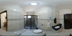 Comfort Room | Minibar, blackout curtains, rollaway beds, free WiFi - Pousada Vila Regina (Penha)