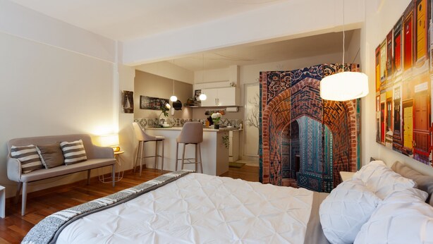 Room, 1 Double Bed, Non Smoking | Desk, blackout drapes, soundproofing, iron/ironing board - Urban Loft (Mexico City)