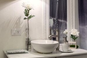 Bathroom - Lomas French Balcony (Mexico City)
