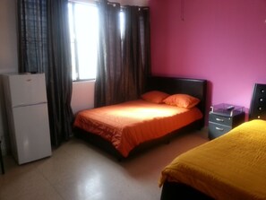 Family Suite, Multiple Beds, Non Smoking | Iron/ironing board, free WiFi, bed sheets - Luna House Panama (Panama City)