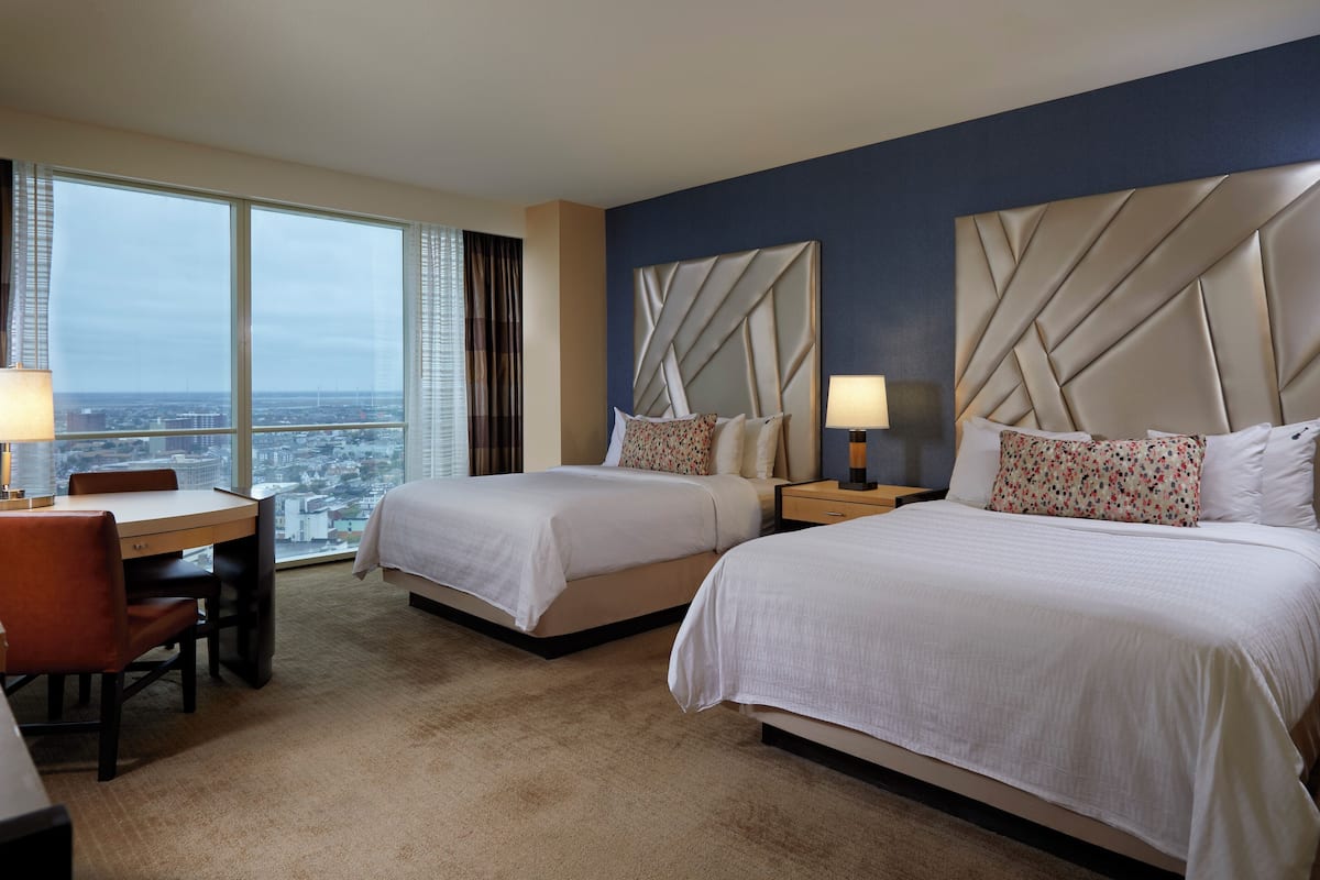 premium bedding, in-room safe, desk, blackout curtains