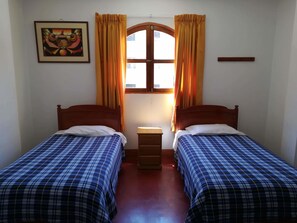 Standard Twin Room, 2 Twin Beds, Non Smoking, Private Bathroom | Free WiFi