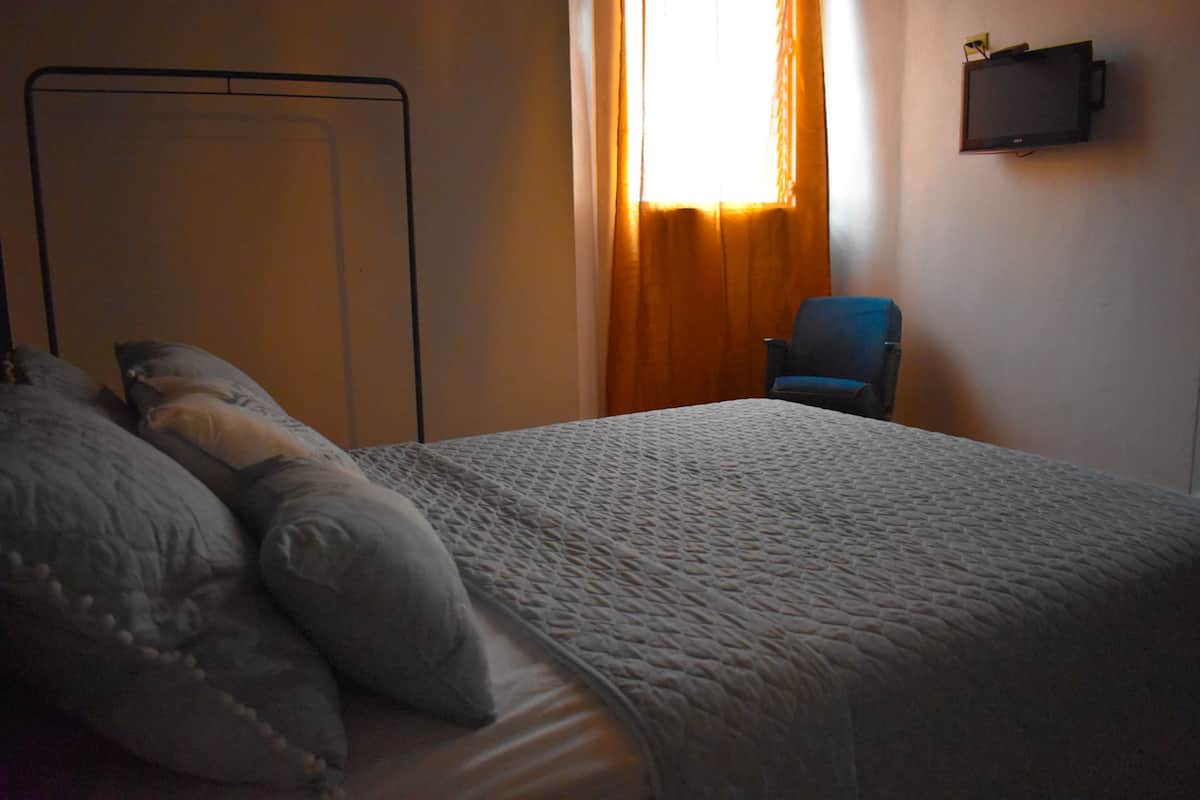 Desk, free WiFi, bed sheets