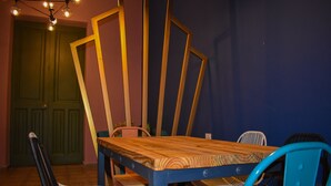 Living area - Hostal Sole - Hostel (Santa Ana)