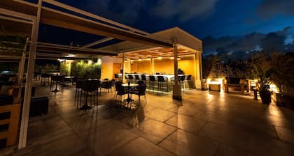 Gran Hotel Europa Santo Domingo, Trademark by Wyndham