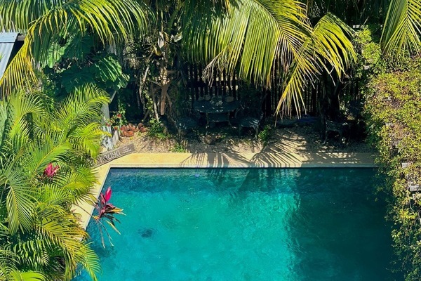 Kolam renang outdoor