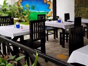 Frühstück, Mittagessen, Abendessen, internationale Küche 