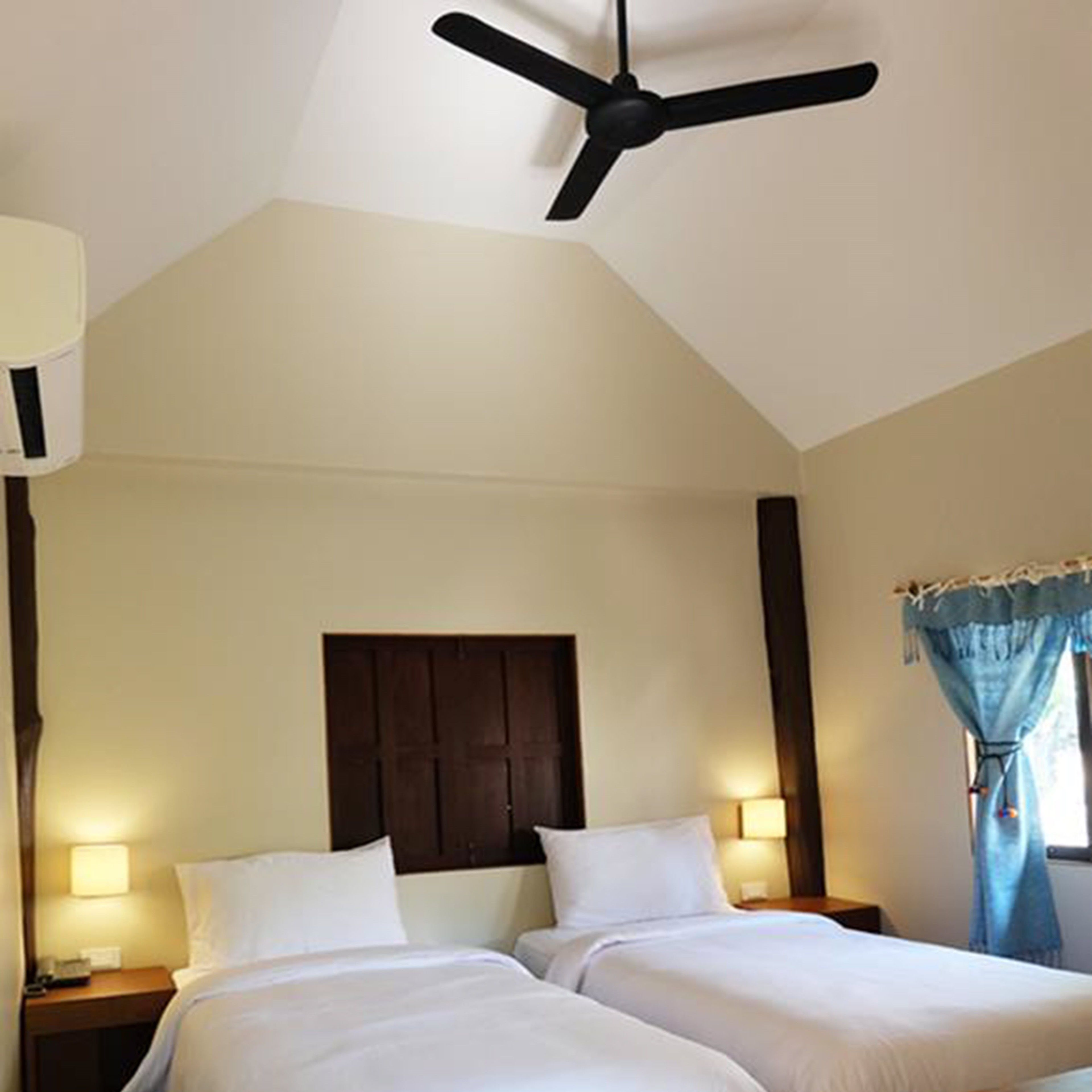 superior twin room | in-room safe, desk, soundproofing, rollaway beds