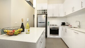 Executive Penthouse, 2 Queen Beds, Non Smoking | Private kitchen - StayCentral Brunswick Penthouse (Brunswick)