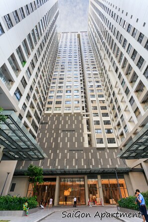 Exterior - Saigon Apartment The Gold View (Ho Chi Minh City)