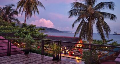 Playa Papagayo Beach Inn & Restaurant