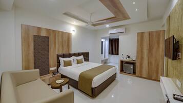 Standard Double Room | In-room safe, free WiFi