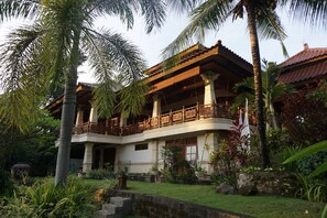 Villa Cempaka | 1 bedroom, premium bedding, in-room safe, individually decorated