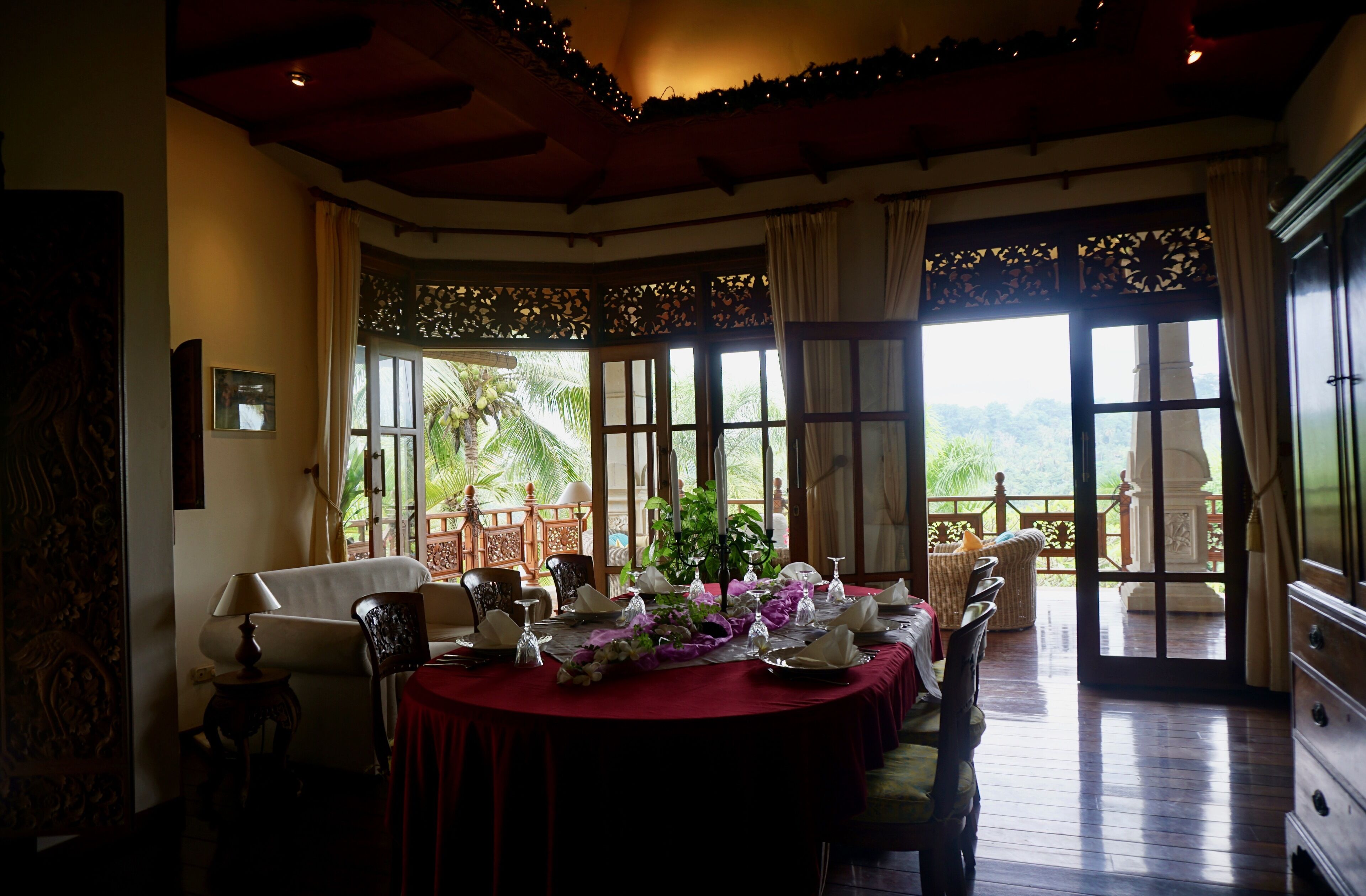 Télévision LCD, Netflix, lecteur de DVD, services de streaming