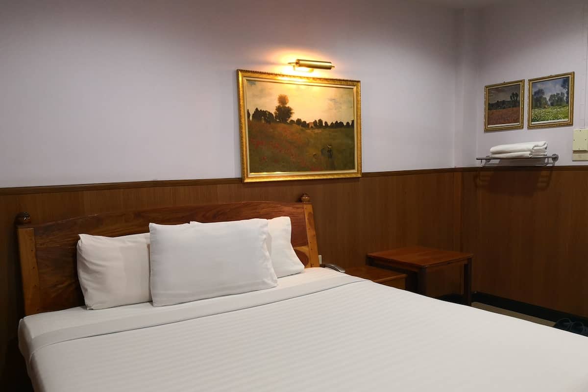 Standard Double Room | Desk, rollaway beds (surcharge), WiFi (free)