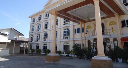 Phadaeng Hotel