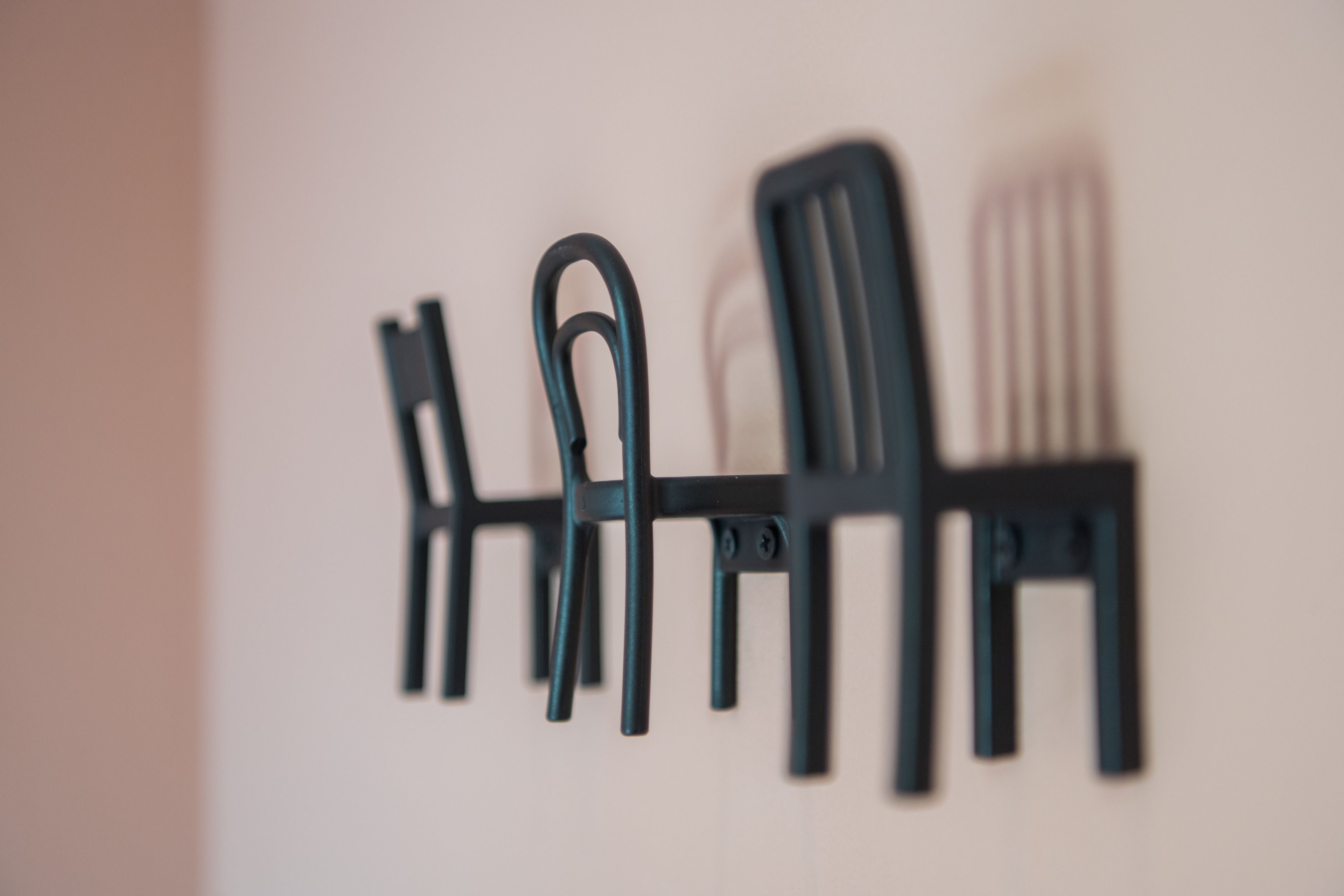 1 bedroom, hypo-allergenic bedding, desk, free wifi