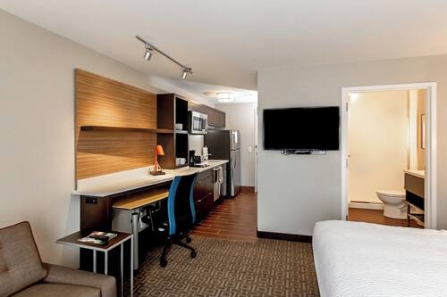 Pillowtop beds, desk, laptop workspace, iron/ironing board