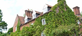 Carrick's At Castle Farm