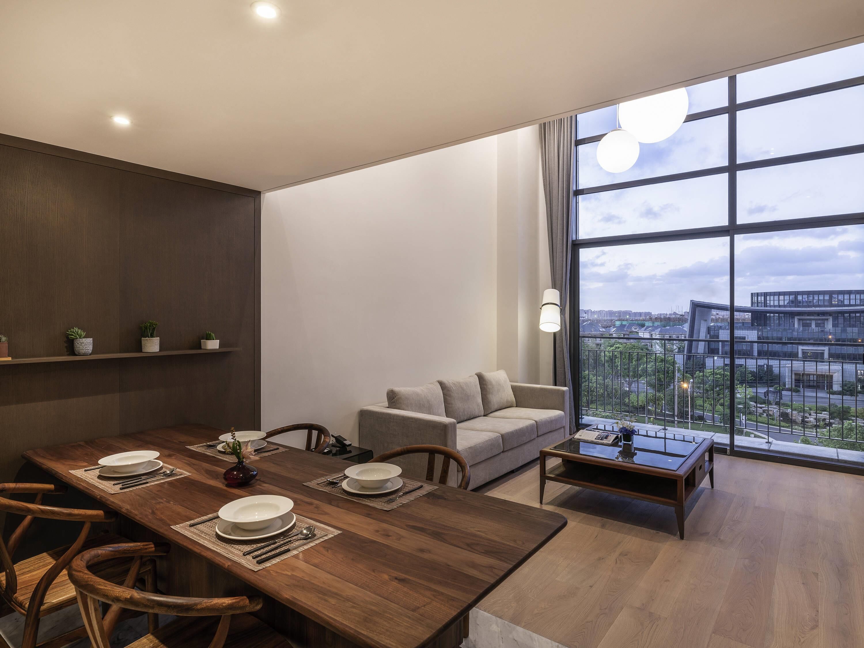 superior suite, 1 king bed (duplex) | in-room safe, individually decorated, iron/ironing board, free wifi