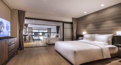 Novotel Suites Shanghai Hongqiao Hotel