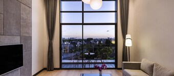 Novotel Suites Shanghai Hongqiao Hotel