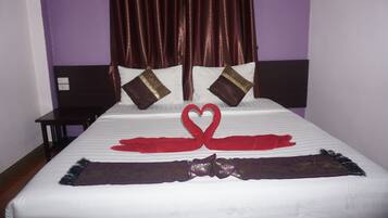 Standard Double Room | Free WiFi