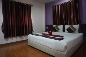 标准双人房 | 免费 WiFi