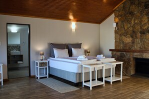Junior Suite, 1 King Bed, Patio | Egyptian cotton sheets, premium bedding, in-room safe, blackout curtains - Kramersdorf Guesthouse (Swakopmund)