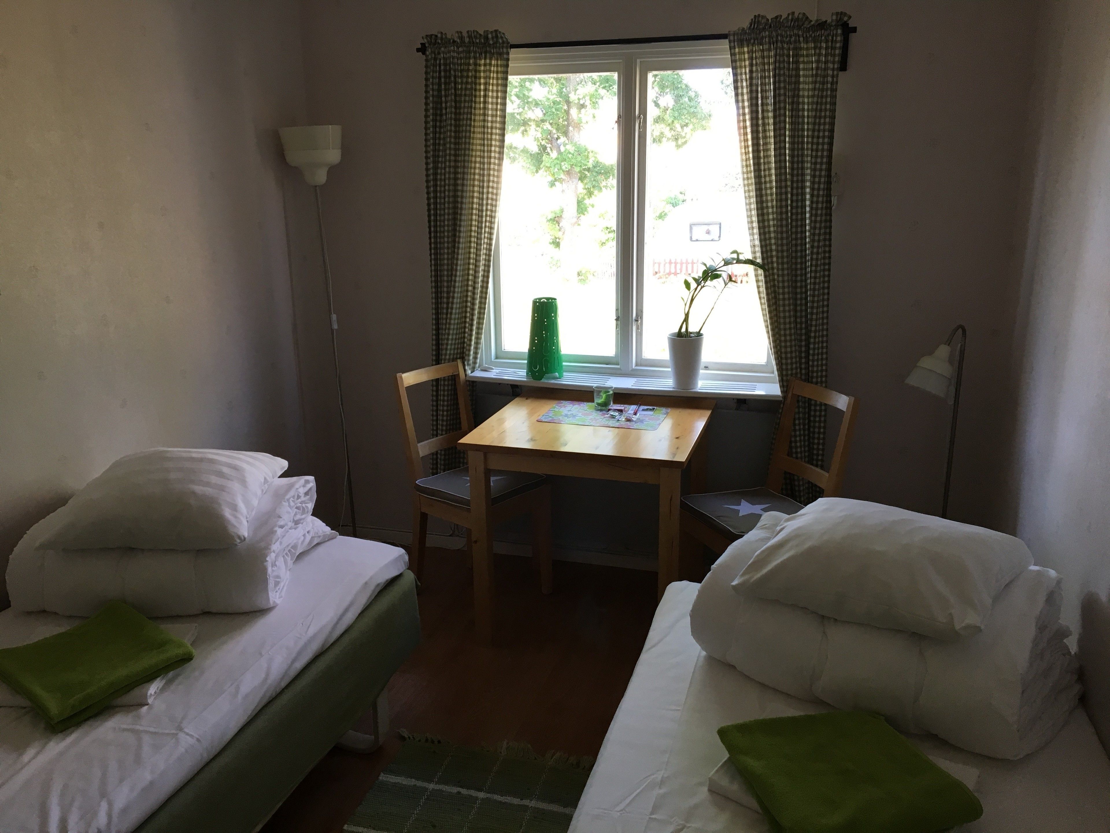 economy room, shared bathroom | free wifi, bed sheets