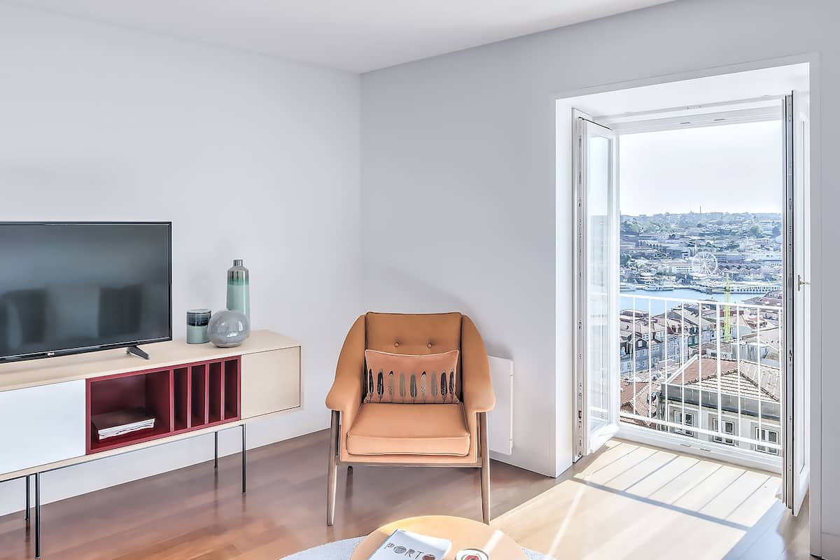 Premium-Apartment, 1 Queen-Bett, Flussblick