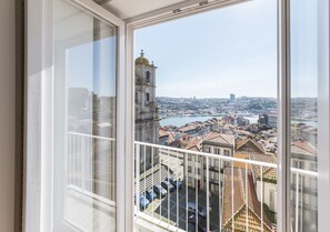 Appartement Premium, 1 grand lit, vue fleuve | Vue depuis l’hébergement