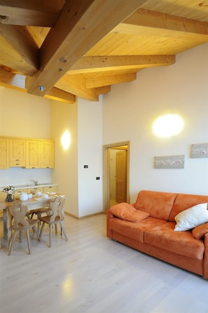 Apartment, 2 Bedrooms | Living area