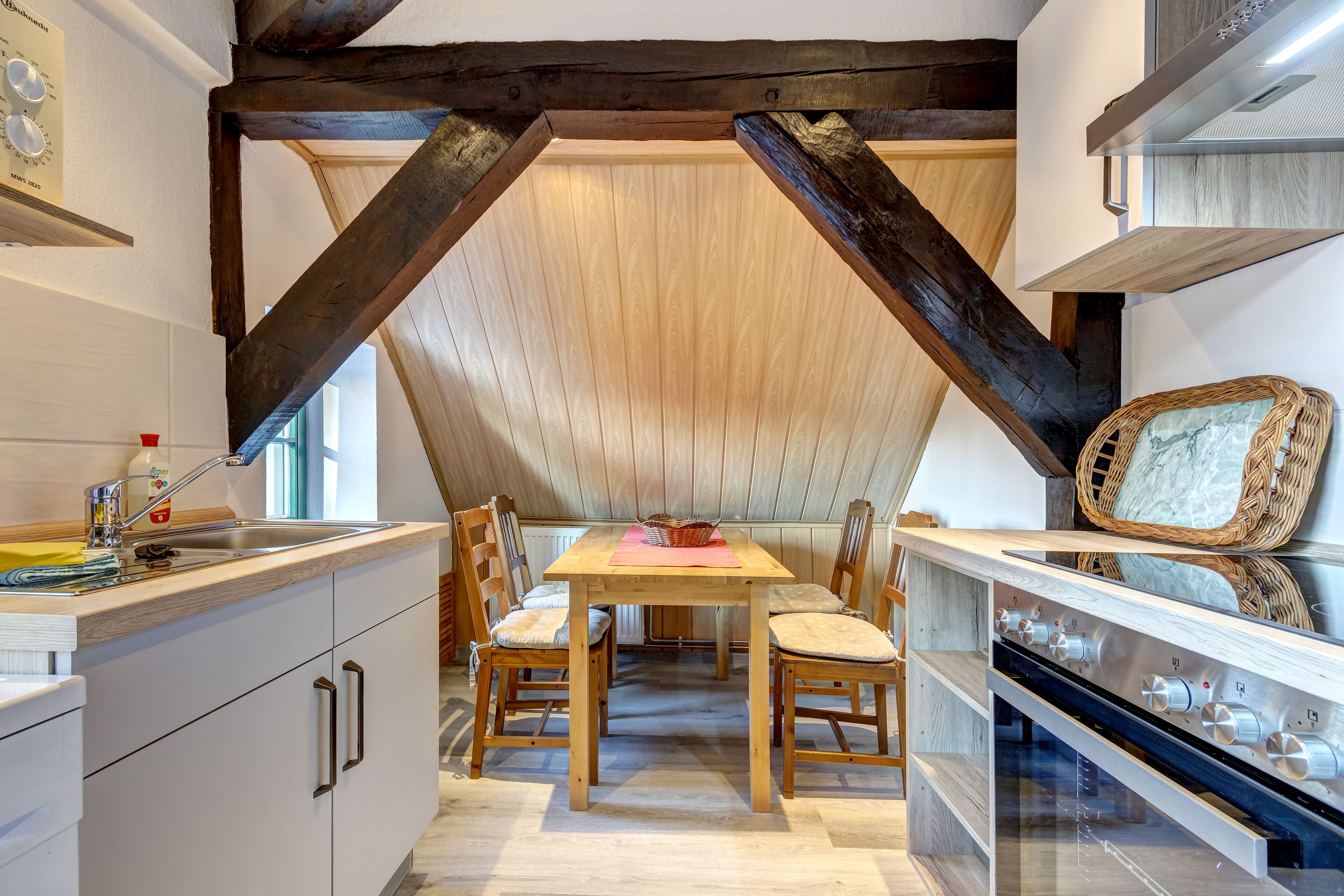 Apartment, 2 Bedrooms | Private kitchen