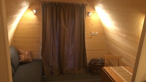Unclassified image, 5 of 33, button - New Farm Holidays (Boston)