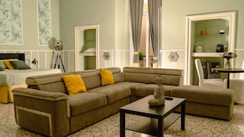 Superior Quadruple Room | Down duvets, iron/ironing board, free WiFi, bed sheets