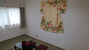 Familjeduplex - flera sängar - icke-rökare | Sängtillbehör av högsta kvalitet, duntäcken och mörkläggningsgardiner