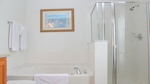 Family Villa, Garden Area | Jetted bathtub - Sm4416ha - Somerset at Remington - 5 Bed 4.5 Baths Villa (Kissimmee)